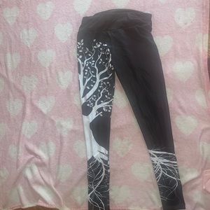 Black women legging white tree print size l/xl (china) fit more like a sm/m us